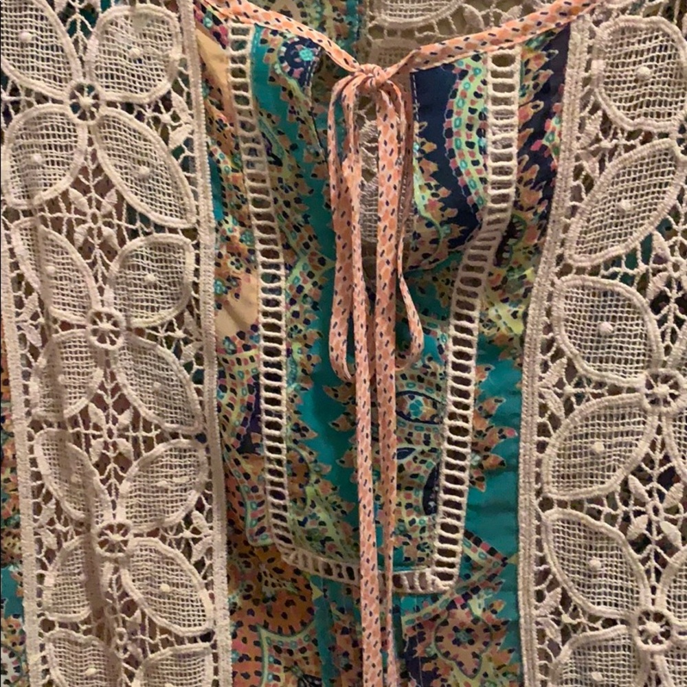 Blouse - Picture 3 of 4